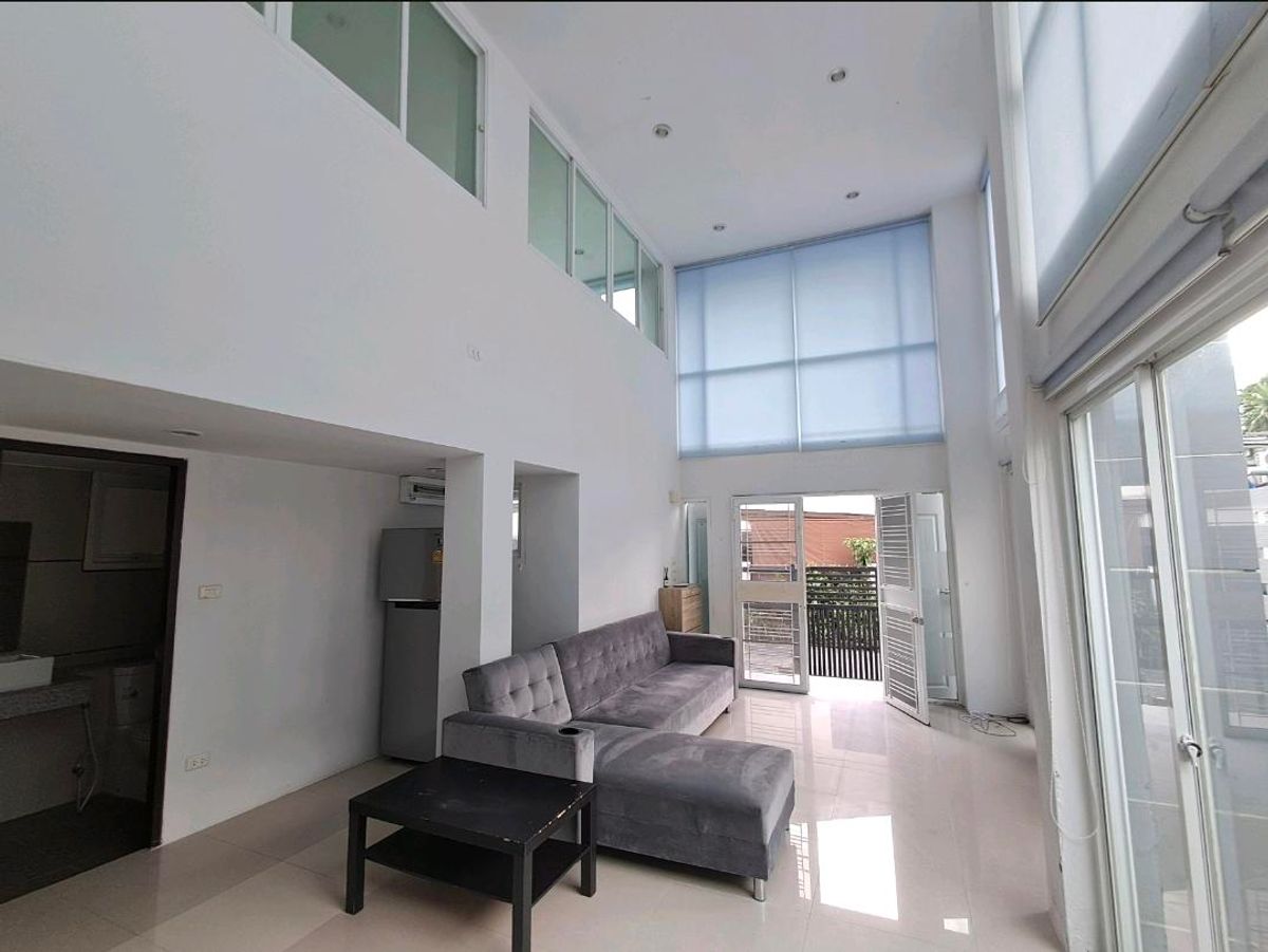 For RentHouseSukhumvit, Asoke, Thonglor : 🏠Luxury Modern Home for Rent – Ekkamai 12, Sukhumvit Prime Area🌟3.5-Storey Detached House | Fully Furnished | 3beds 📞 Contact 099 415 2664  