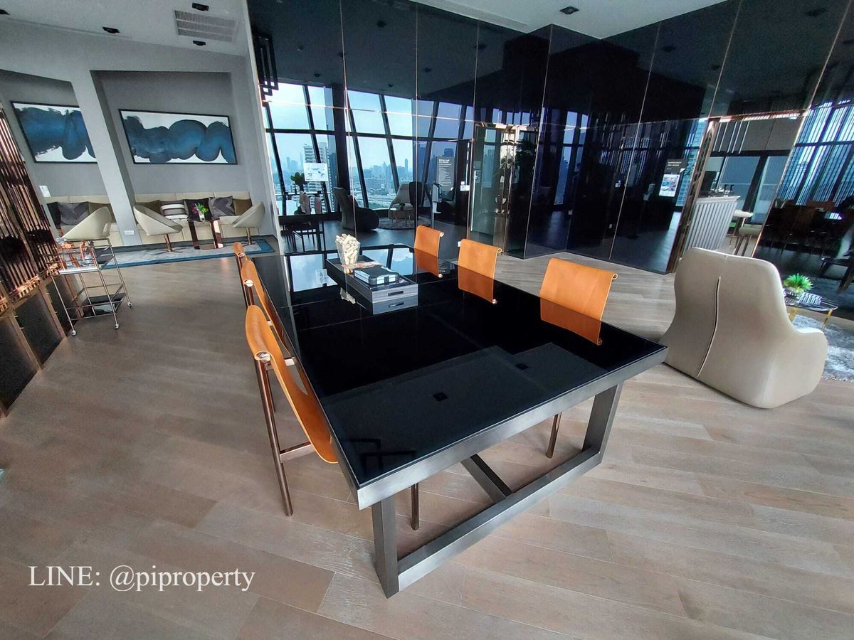 For RentCondoSukhumvit, Asoke, Thonglor : High floor river view 1Bedroom unit for rent in Ideo Q Sukhumvit 36.  Thonglor - Rama 4 lifestyle. Ready for moving in.