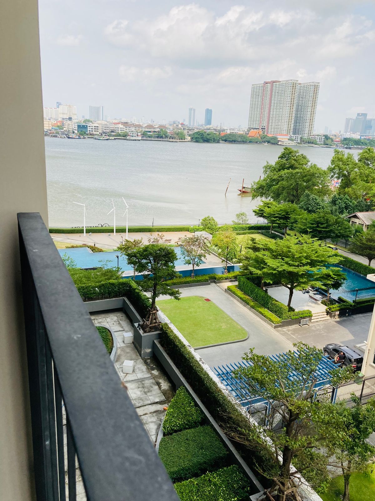 For RentCondoRathburana, Suksawat : 🌊 Resort-Style Living by the Chao Phraya River — Move In Today, Just Bring Your Suitcase!