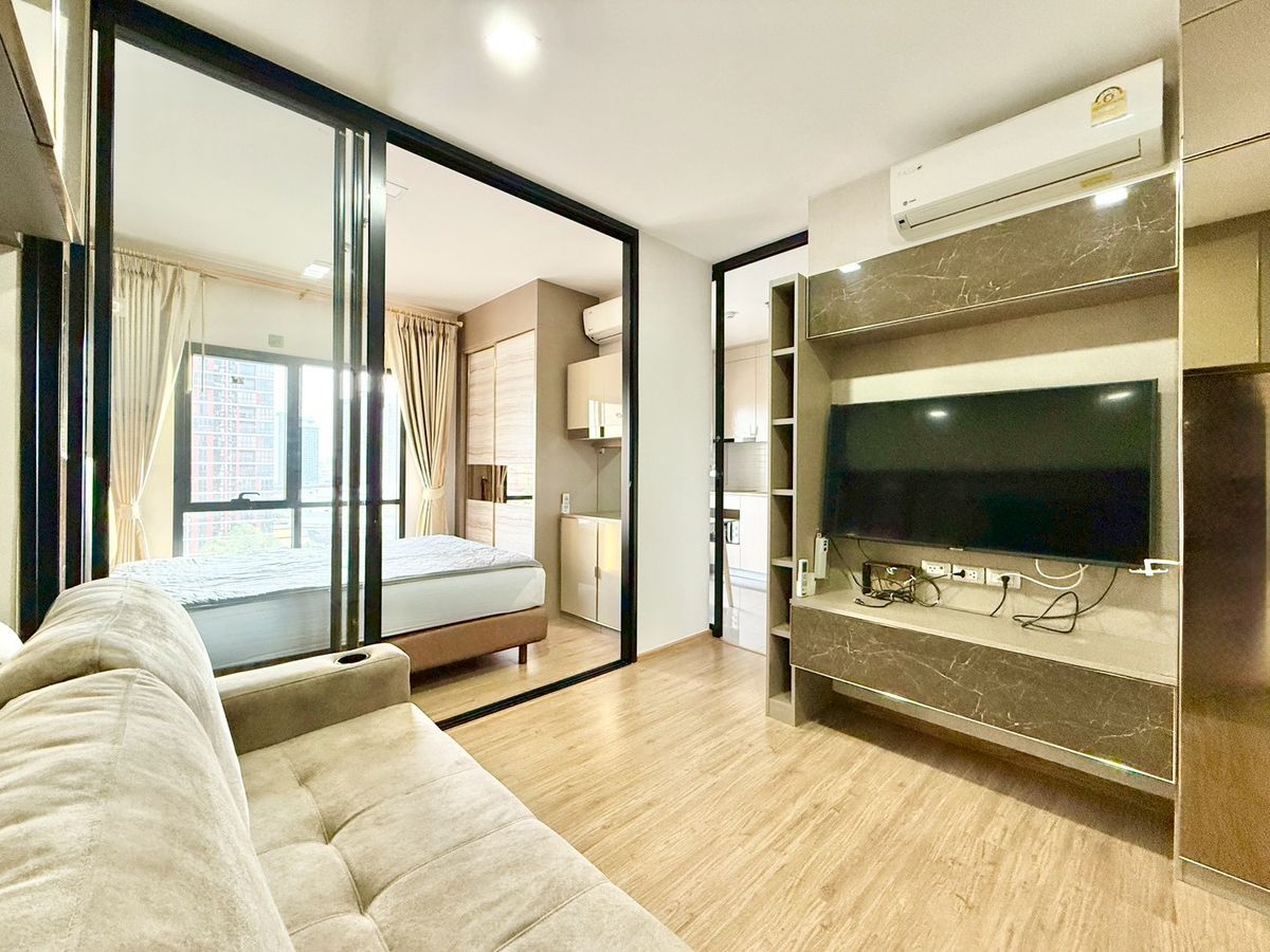For RentCondoRamkhamhaeng, Hua Mak : For urgent rent, beautiful room, ready to move in 🌈✨ Metris Rama 9-Ramkhamhaeng, 1 bedroom, 30.5 sq m., 18,000 baht, call 092-2462653 Donut