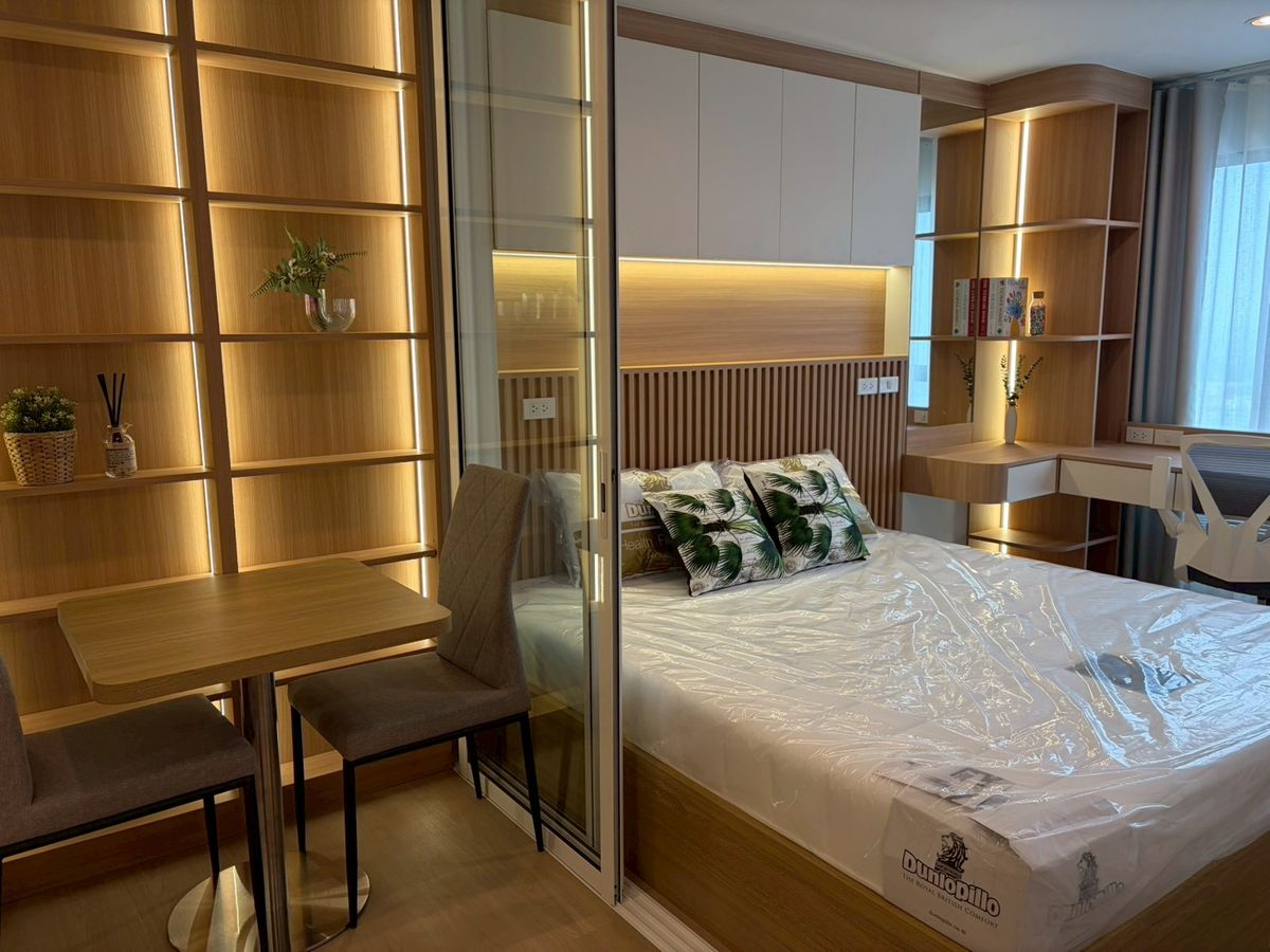 For RentCondoPathum Thani,Rangsit, Thammasat : 🏡 Terra Residence for rent 💖 ✨ 31st floor, very tight built-ins. Plenty of storage ✅️ Ready to move in