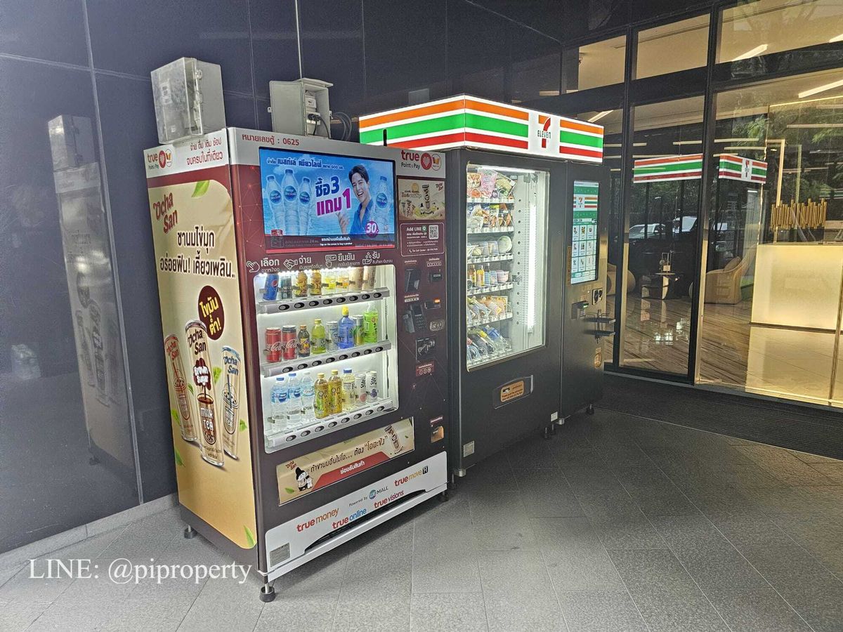 For RentCondoSukhumvit, Asoke, Thonglor : High floor river view 1Bedroom unit for rent in Ideo Q Sukhumvit 36.  Thonglor - Rama 4 lifestyle. Ready for moving in.