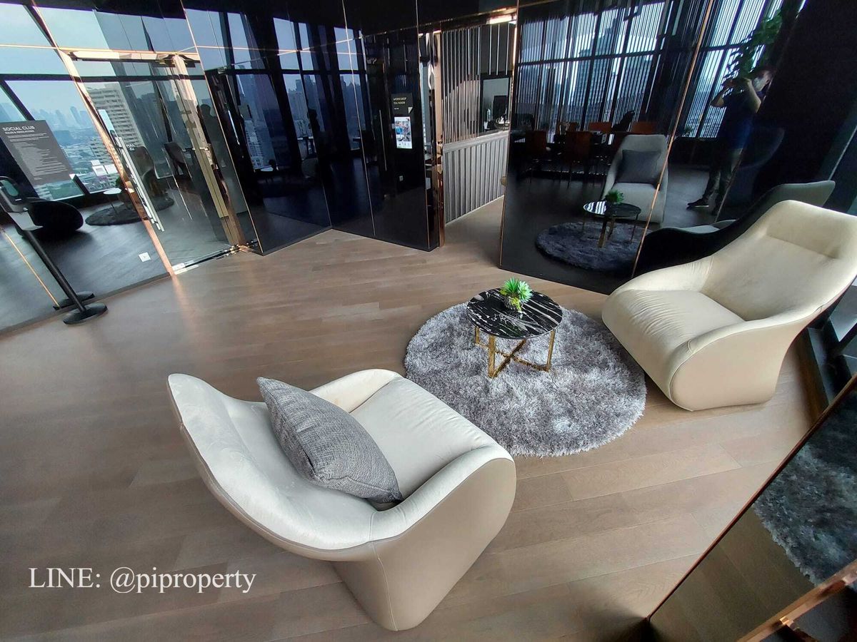 For RentCondoSukhumvit, Asoke, Thonglor : High floor river view 1Bedroom unit for rent in Ideo Q Sukhumvit 36.  Thonglor - Rama 4 lifestyle. Ready for moving in.