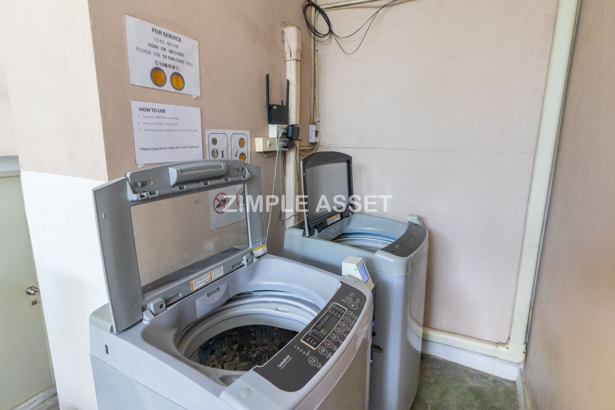 For RentPattanakan, Srinakarin : Line ID: @zimple_asset  Apartment style Condo on Srinakarin Road, Spacious and fully furnished rooms in a peaceful and secure environment, featuring a swimming pool. Conveniently located near MRT Hua Mak. Short-term rentals are also available.