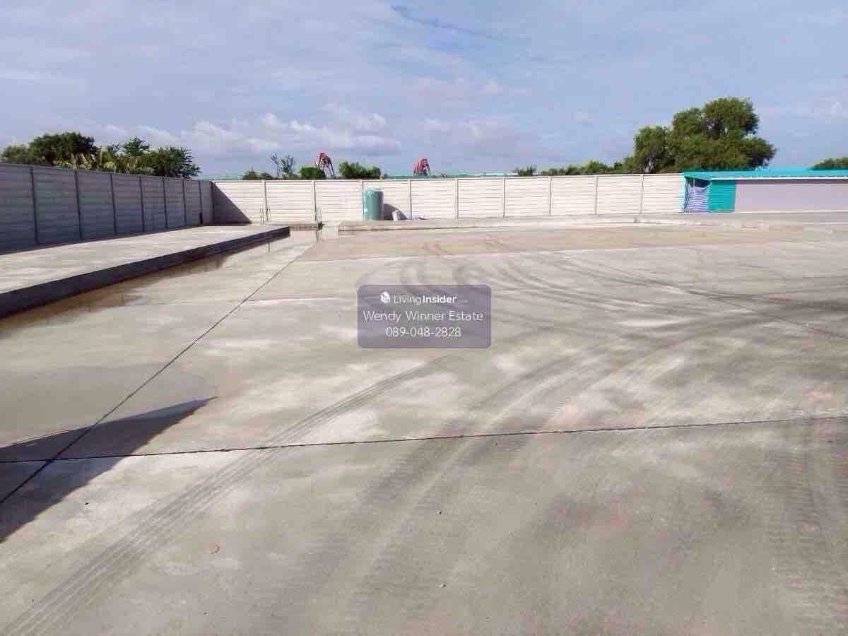 ขายที่ดินลาดกระบัง สุวรรณภูมิ : ขายที่ดินผังสีม่วง เจ้าของวิศวกรเยอรมันพัฒนาเเล้วออกเเบบเองรับโหลดรถเทรลเลอร์ ใกล้มอเตอร์เวย์ ใกล้สนามบินสุวรรณภูมิ 