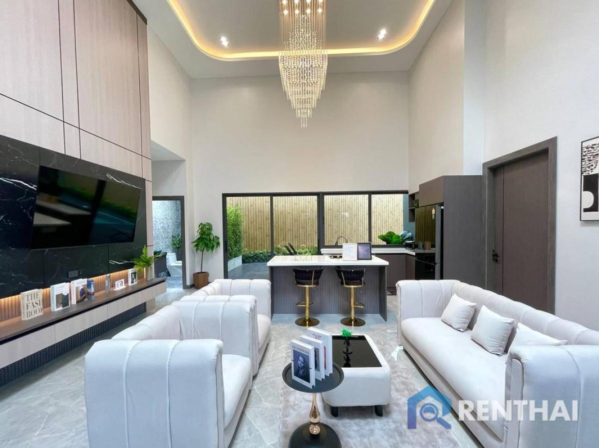 For SaleHousePattaya, Bangsaen, Chonburi : 3 Bedrooms Luxury Home in Pattaya Fully Furnished
