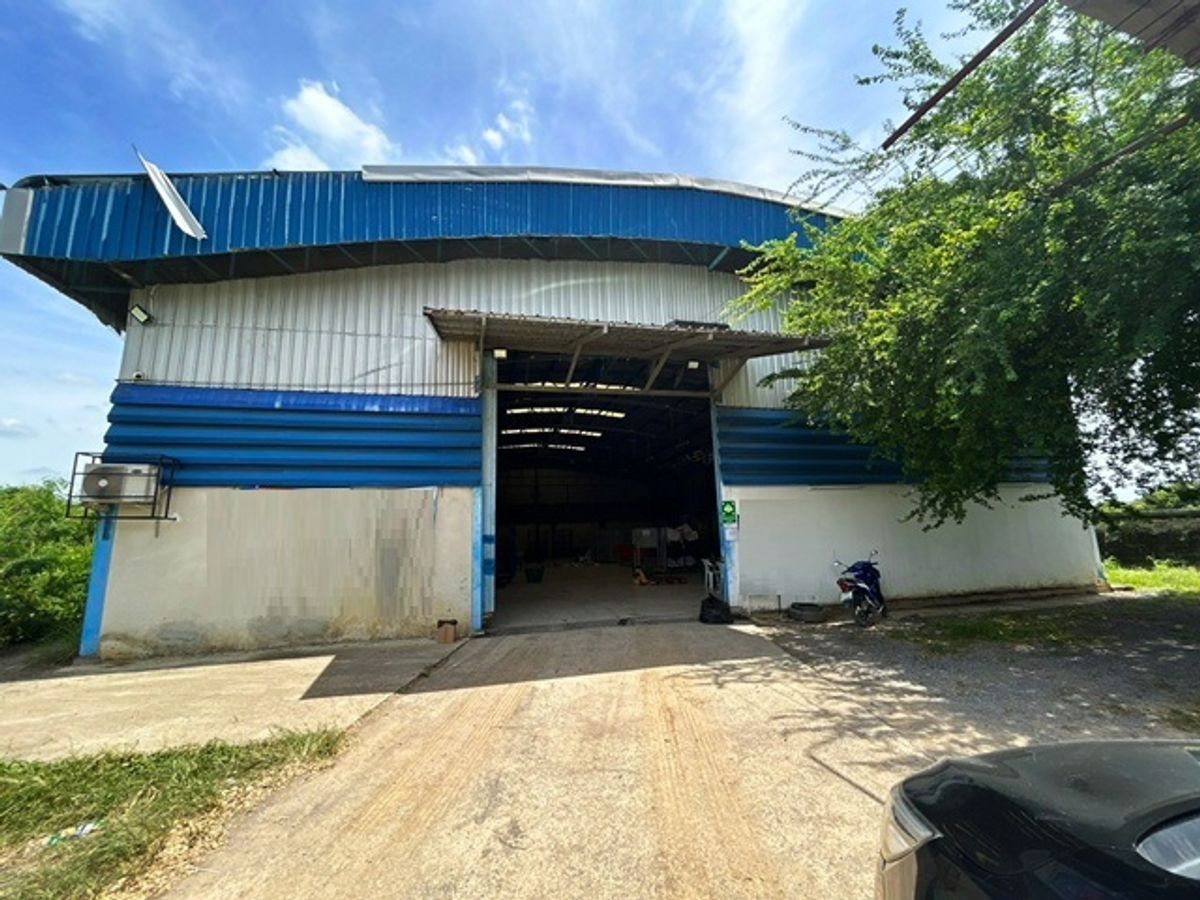 For RentWarehouseSaraburi : Nong Khae Hospital 3.7 km. Cheapest in Saraburi warehouse for rent with office 802 sq.m. 201sq.wa.