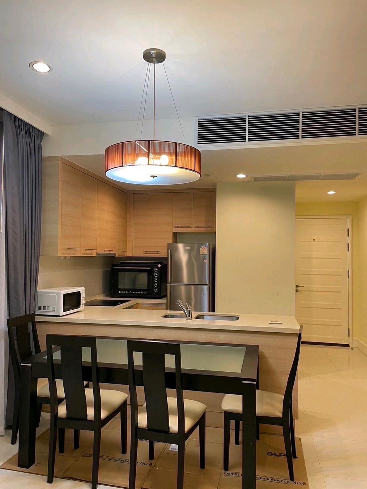 ให้เช่าคอนโดสุขุมวิท อโศก ทองหล่อ : 🏠For rent : Aguston Sukhumvit22
เฟอร์นิเจอร์ครบ พร้อมเข้าอยู่ค่ะ contact Line: aee2702 ดูแลทุกระดับประทับใจ 🥰🫶