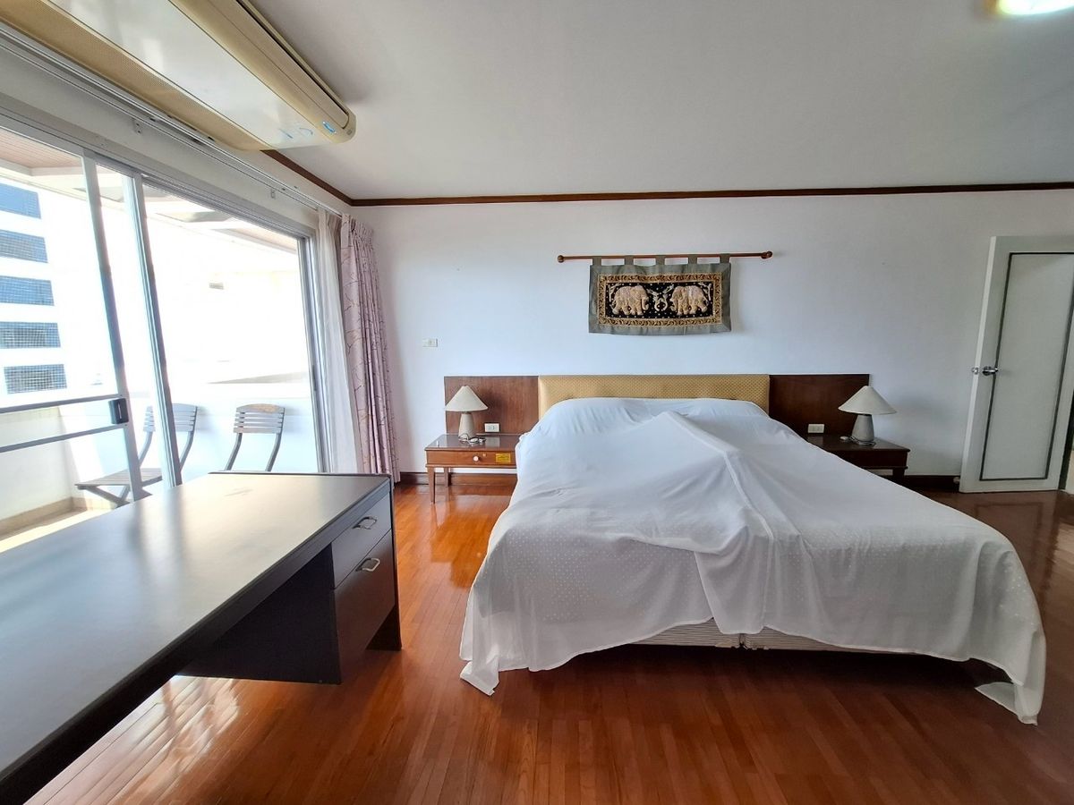 For SaleCondoSriracha Laem Chabang Ban Bueng : Condo for sale Sriracha Bay View Condo for sale Sriracha Bay View