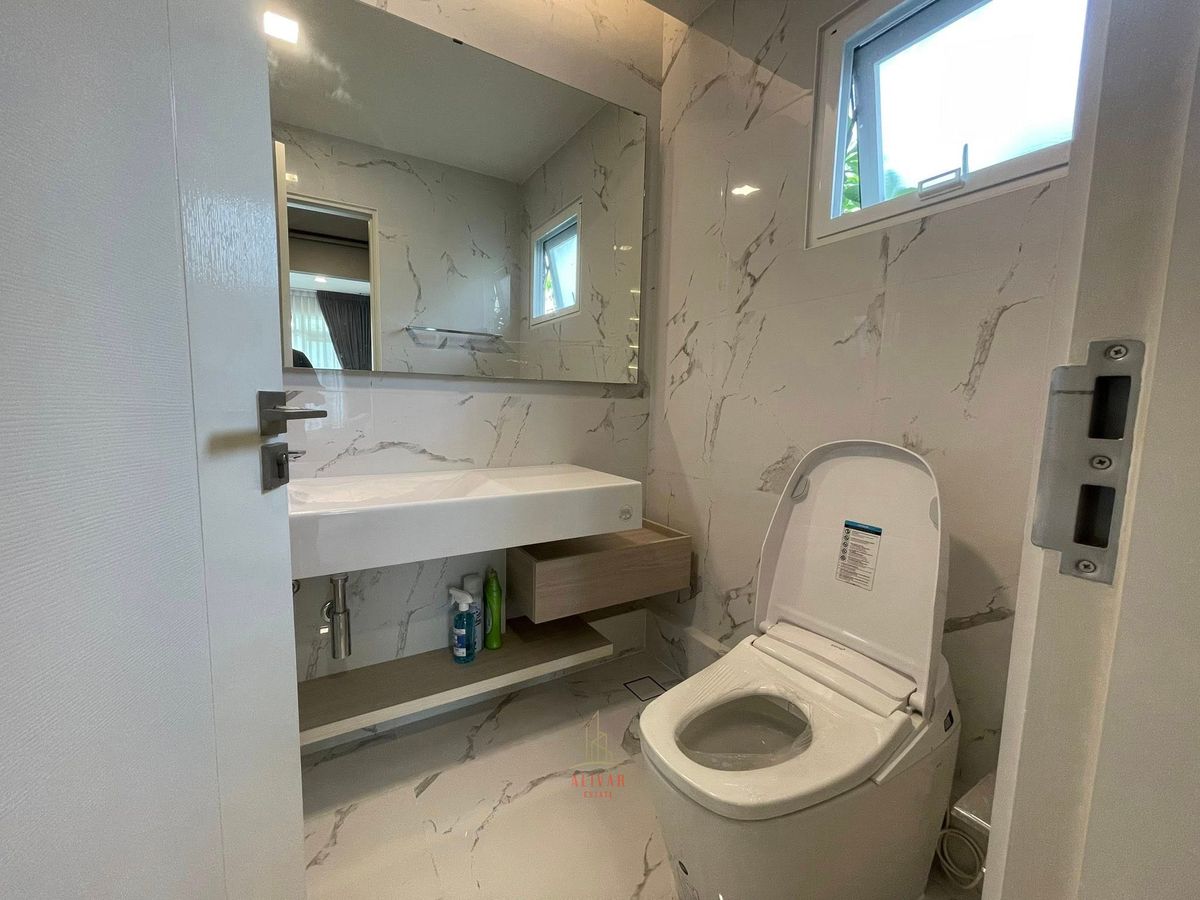 ให้เช่าบ้านลาดกระบัง สุวรรณภูมิ : RH100825 ให้เช่า บ้านเดี่ยว 2 ชั้น at Mantana Bangna-Wongwaen (รามคำแหง 2)