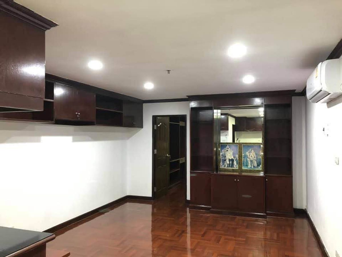 ขายคอนโดวงเวียนใหญ่ เจริญนคร : (19571) Masterview Executive Place