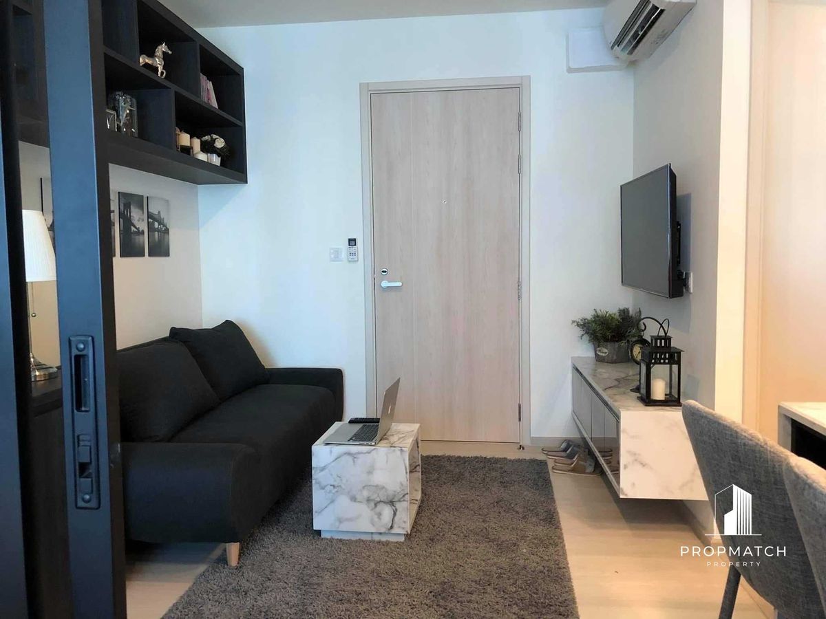ขายคอนโดพระราม 9 เพชรบุรีตัดใหม่ RCA : ✨Flash Deal ✨Life Asoke ( 1Bed 1Bath 35SQM.) พร้อมอยู่ ! เพียง   4,900,000บาท Tel.0981315848 @propmatch