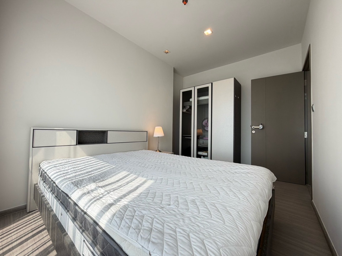 For RentCondoRama9, Petchburi, RCA : 🔥 Fire price Life Asoke Hype 2 bedrooms 1 bathroom room goes very quickly 🔥