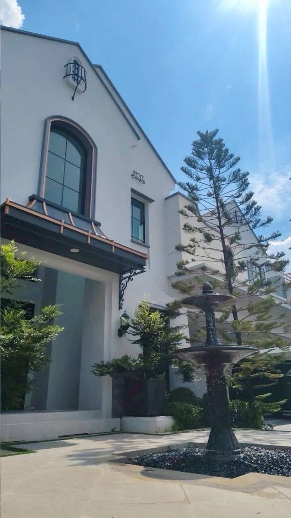 HousePattanakan, Srinakarin : Detached luxury House in Nantawan Rama 9 – Krungthep Kreetha for Sale and Rent