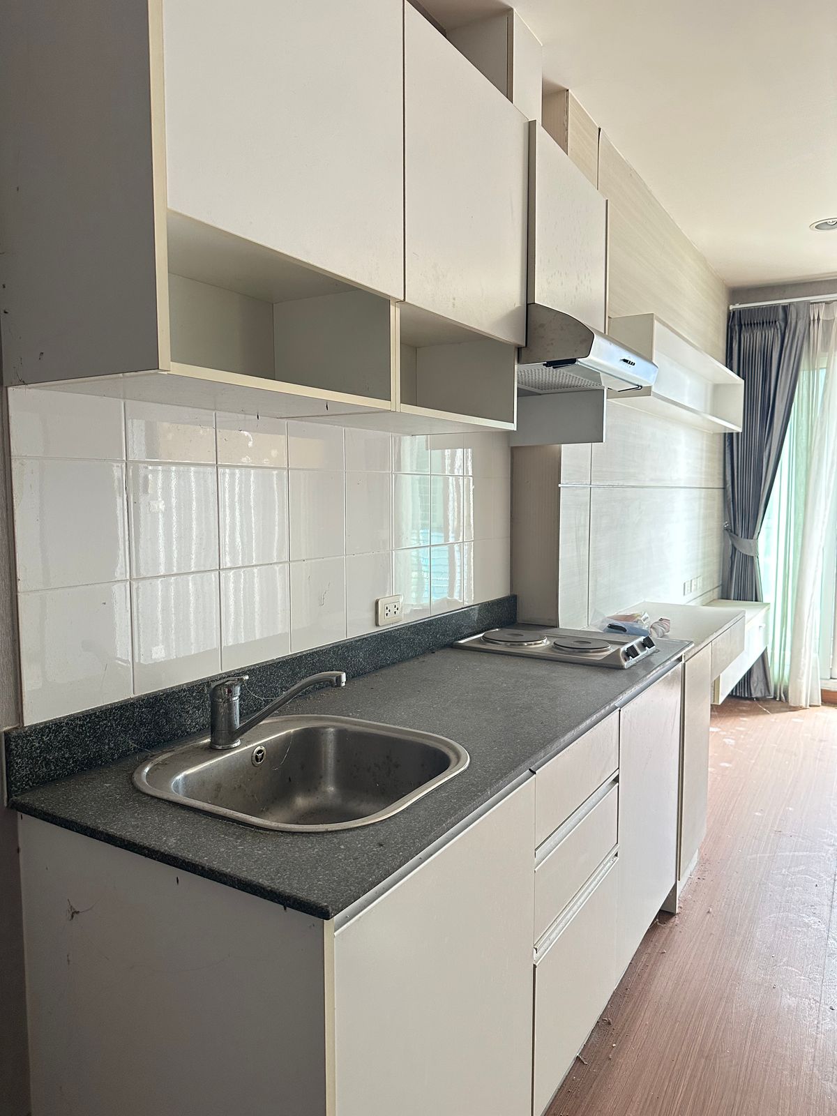 For SaleCondoOnnut, Udomsuk : Below Appraisal Value! 2-Bed Diamond Sukhumvit Condo with 5% Yield, Prime On Nut Location