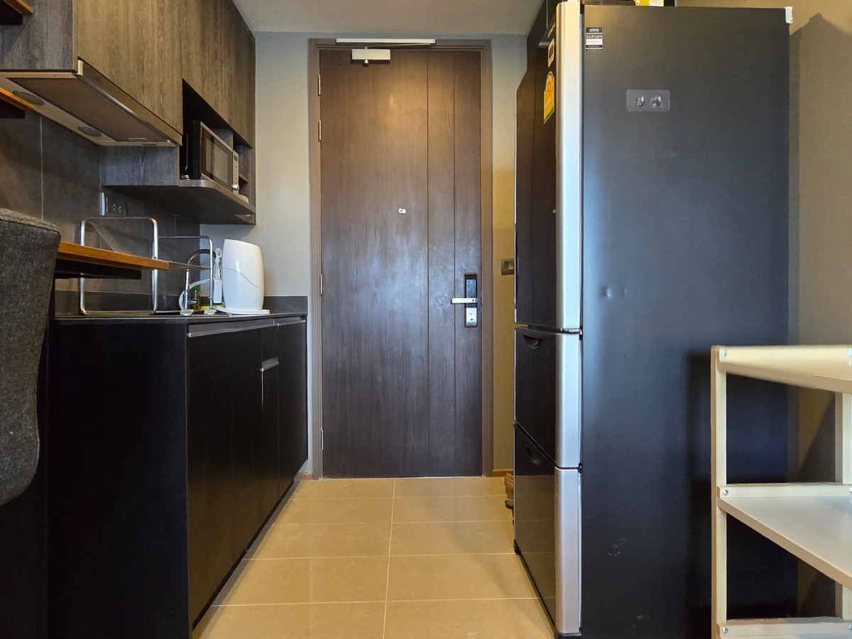 For RentCondoSiam Paragon ,Chulalongkorn,Samyan : Ashton Chula Silom【𝐑𝐄𝐍𝐓】🔥Clean and elegant tones, the essence of classy minimalism🔥  Contact Line ID: @hacondo