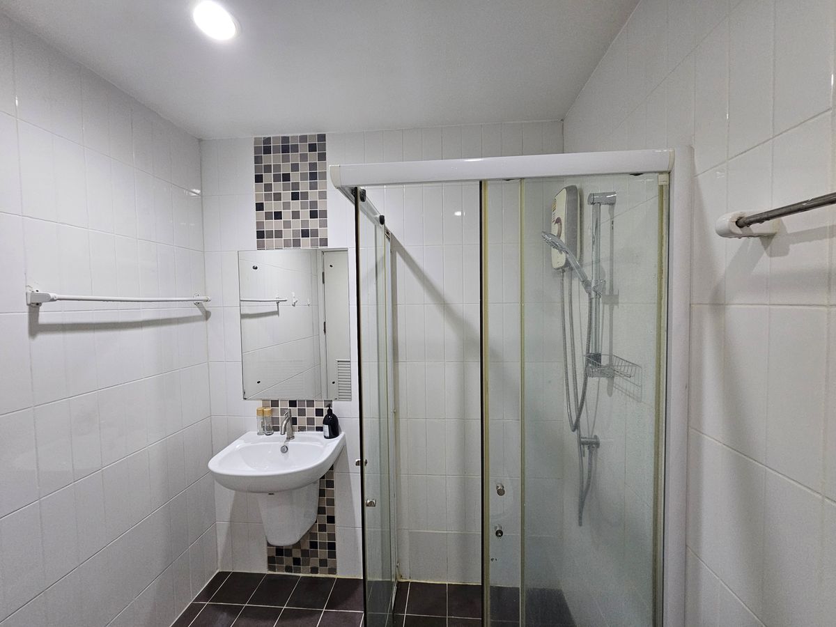 ขายทาวน์โฮมแจ้งวัฒนะ เมืองทอง : ขายพร้อมผู้เช่า ผู้เช่าพักเป็นครอบครัวชำระตรง ยิว เกือบ7%  ที่เดอะ คอนเน็ค แจ้งวัฒนะ1 