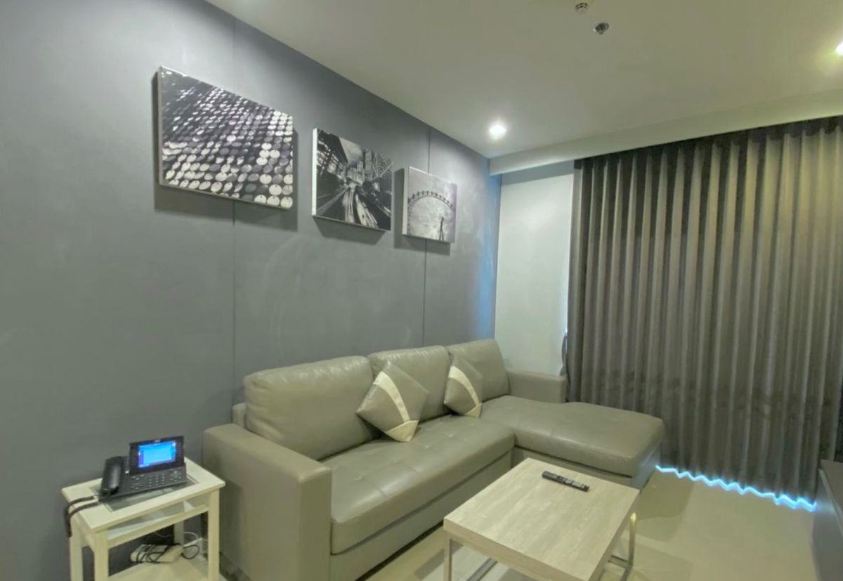 ให้เช่าคอนโดพระราม 9 เพชรบุรีตัดใหม่ RCA : เช่า เซอร์เคิล คอนโดมิเนียม ห้องใหญ่ สวย พร้อมอยู่ ใกล้ แอร์พอร์ตลิ้งค์ มักกะสัน สนใจแอตไลน์ครับ@841qqlnr