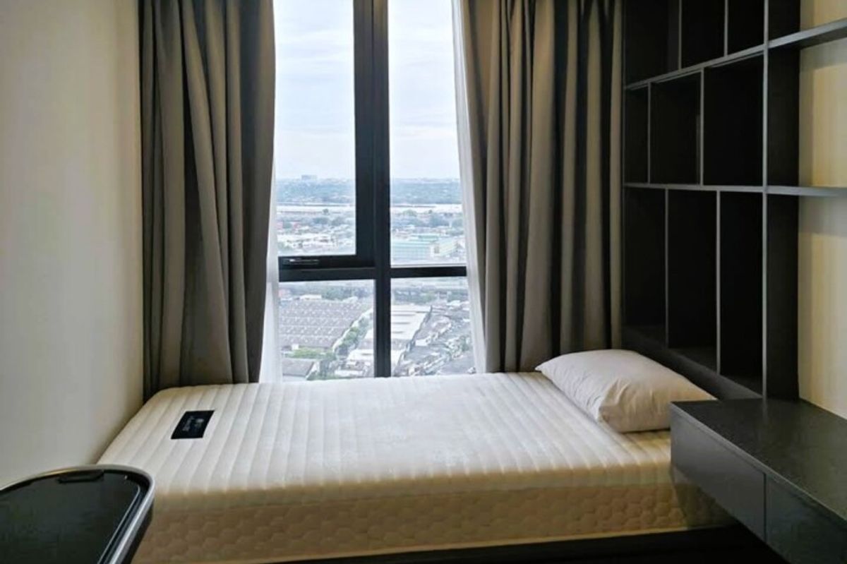 ขายคอนโดสุขุมวิท อโศก ทองหล่อ : 🔥 สำหรับขาย !! วิวแม่น้ำ, ห้องมุม, ชั้นสูง 26++!! 🔥 Code C20251000035..........Oka Haus, 2 ห้องนอน, 2 ห้องน้ำ, แต่งครบ, ราคาพิเศษ!!📣📣