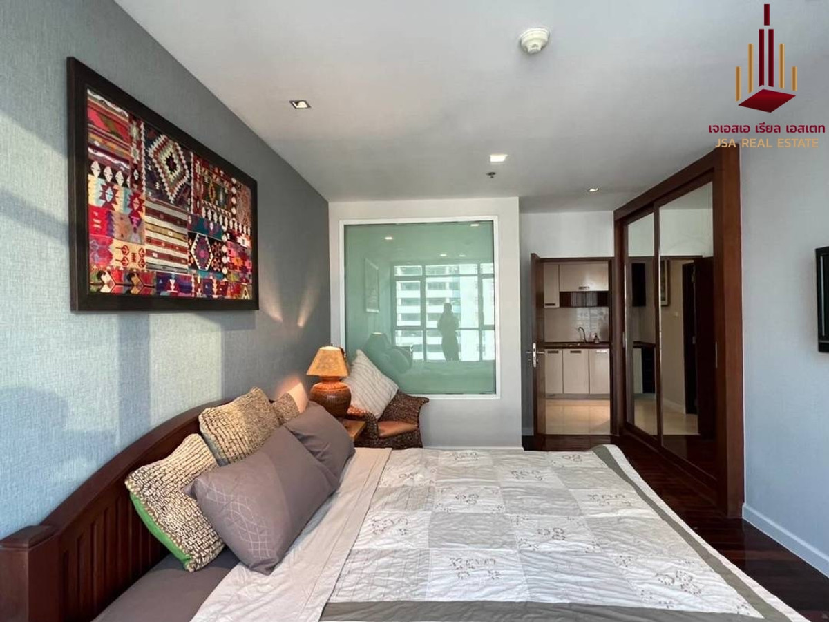 For SaleCondoNana, North Nana,Sukhumvit13, Soi Nana : ✨ For Sale: Sukhumvit City Resort Condo ✨ 💰 Only 6,000,000 THB