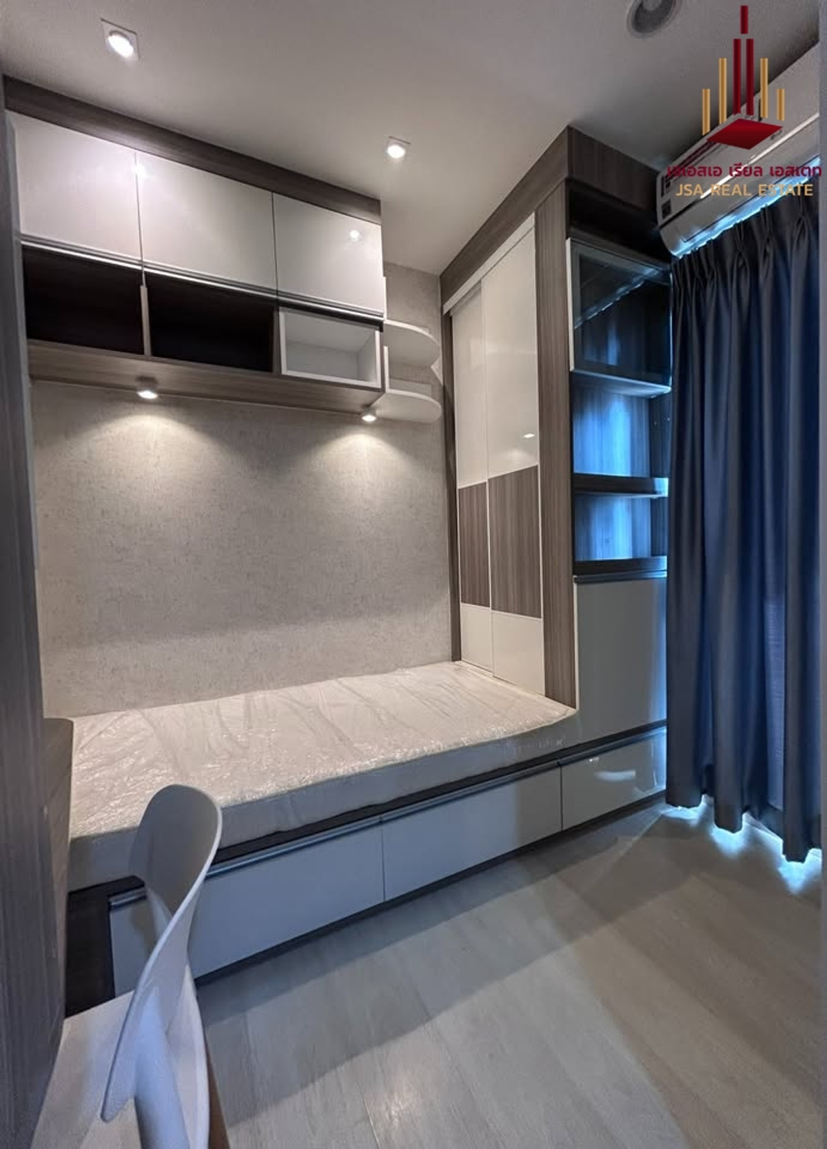 ให้เช่าคอนโดพระราม 9 เพชรบุรีตัดใหม่ RCA : ✨ For Rent: Life Asoke  Condo ✨  💰 Only 20,000 THB/month