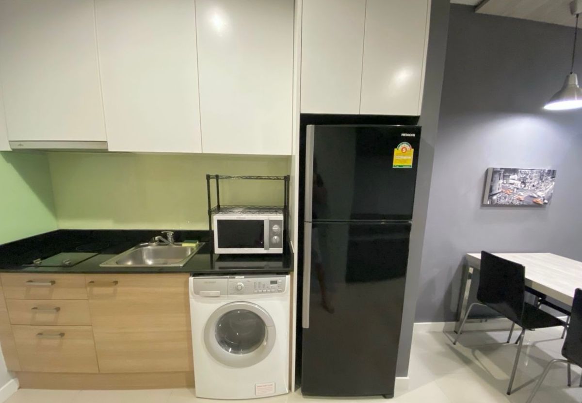 ให้เช่าคอนโดพระราม 9 เพชรบุรีตัดใหม่ RCA : เช่า เซอร์เคิล คอนโดมิเนียม ห้องใหญ่ สวย พร้อมอยู่ ใกล้ แอร์พอร์ตลิ้งค์ มักกะสัน สนใจแอตไลน์ครับ@841qqlnr