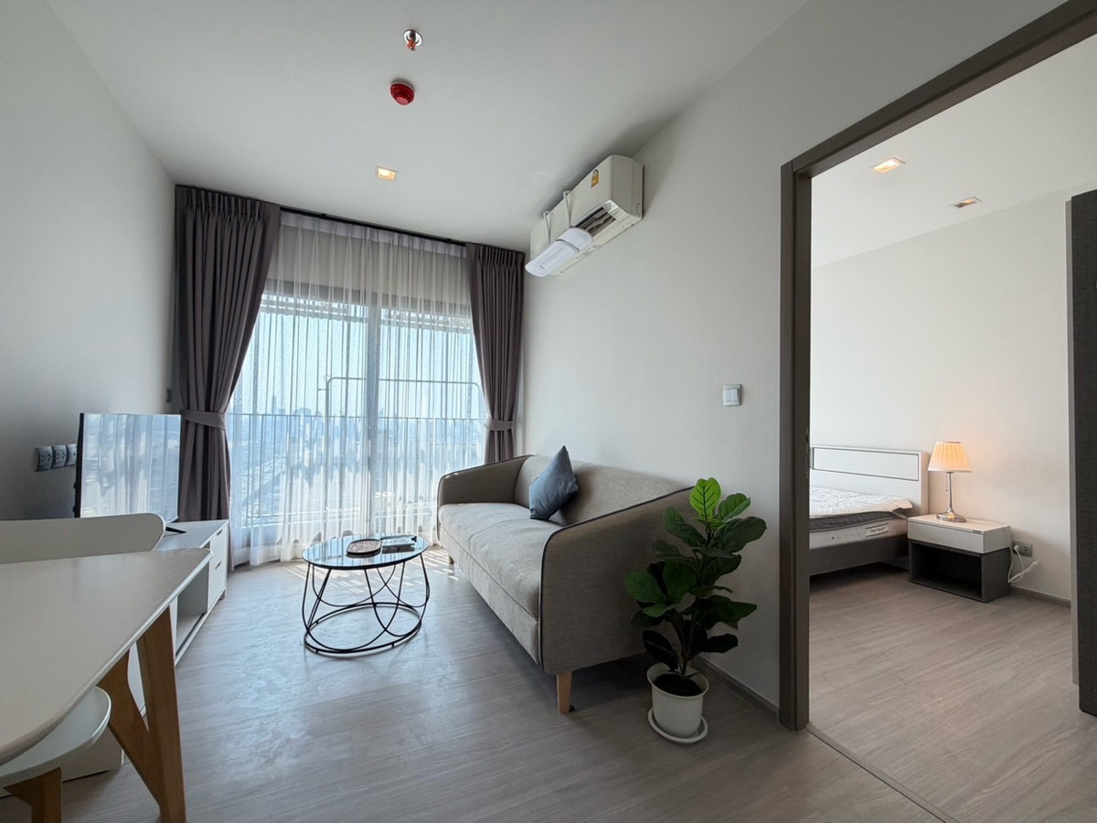 ให้เช่าคอนโดพระราม 9 เพชรบุรีตัดใหม่ RCA : 🔥ราคาไฟไหม้ Life Asoke hype 1นอน1น้ำ ห้องไปไวมาก🔥