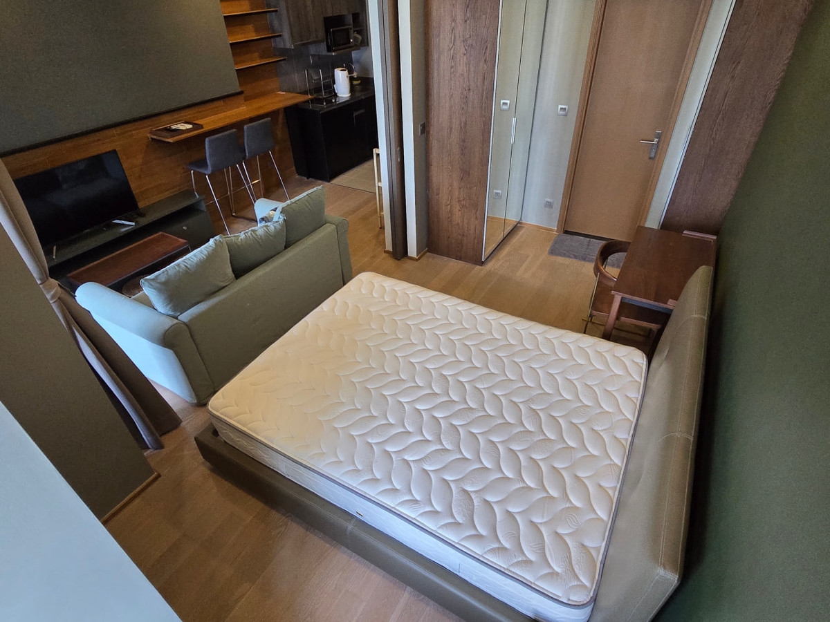 For RentCondoSiam Paragon ,Chulalongkorn,Samyan : Ashton Chula Silom【𝐑𝐄𝐍𝐓】🔥Clean and elegant tones, the essence of classy minimalism🔥  Contact Line ID: @hacondo