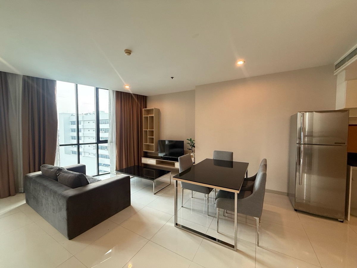 ให้เช่าคอนโดสุขุมวิท อโศก ทองหล่อ : Condo for rent Estella Ekkamai 
🛌 2 bed 🛁 2 bath 12Fl.
size 77.48 sqm. 🚄BTS Ekkamai