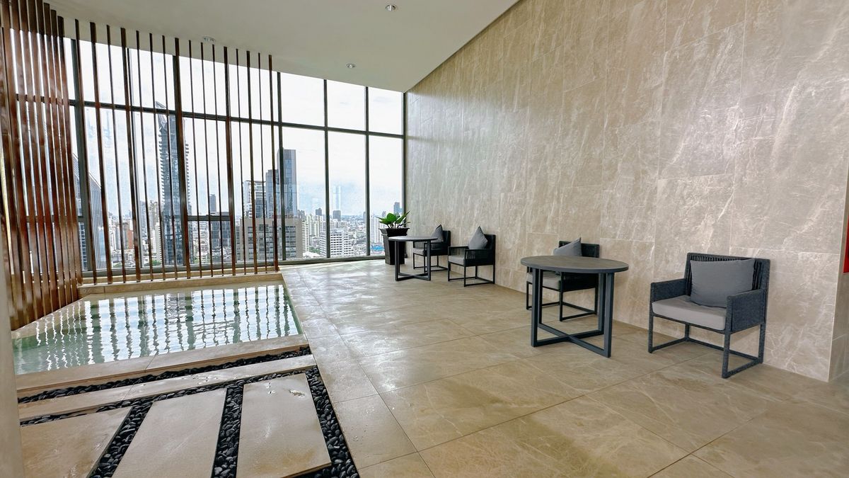 ให้เช่าคอนโดสุขุมวิท อโศก ทองหล่อ : ✨Kraam Sukhumvit 26 for Rent 3bed 180,000/m ✨