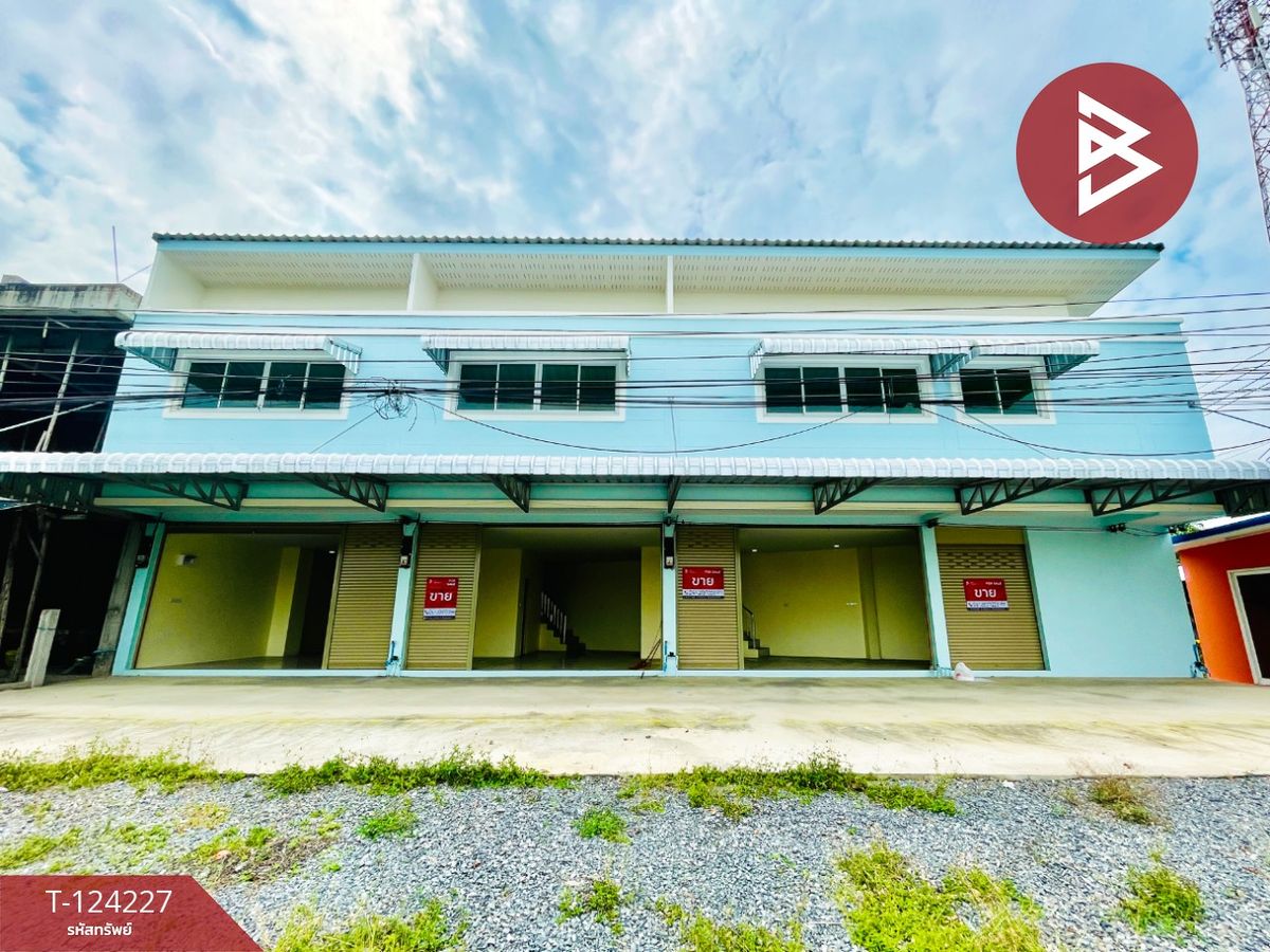 For SaleShop HouseNakhon Pathom : Commercial building for sale, 3 units, area 49 sq m, Don Tum, Nakhon Pathom.