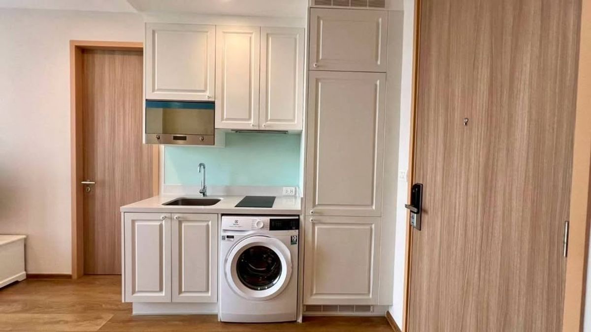 คอนโดสุขุมวิท อโศก ทองหล่อ :  ขาย/ให้เช่า คอนโด Noble BE33 (โนเบิล บี33) ขนาด 35 ตารางเมตร 1 ห้องนอน ชั้น 8 พร้อมอยู่ ใกล้ BTS พร้อมพงษ์ แขวงคลองตันเหนือ เขตวัฒนา กรุงเทพมหานคร