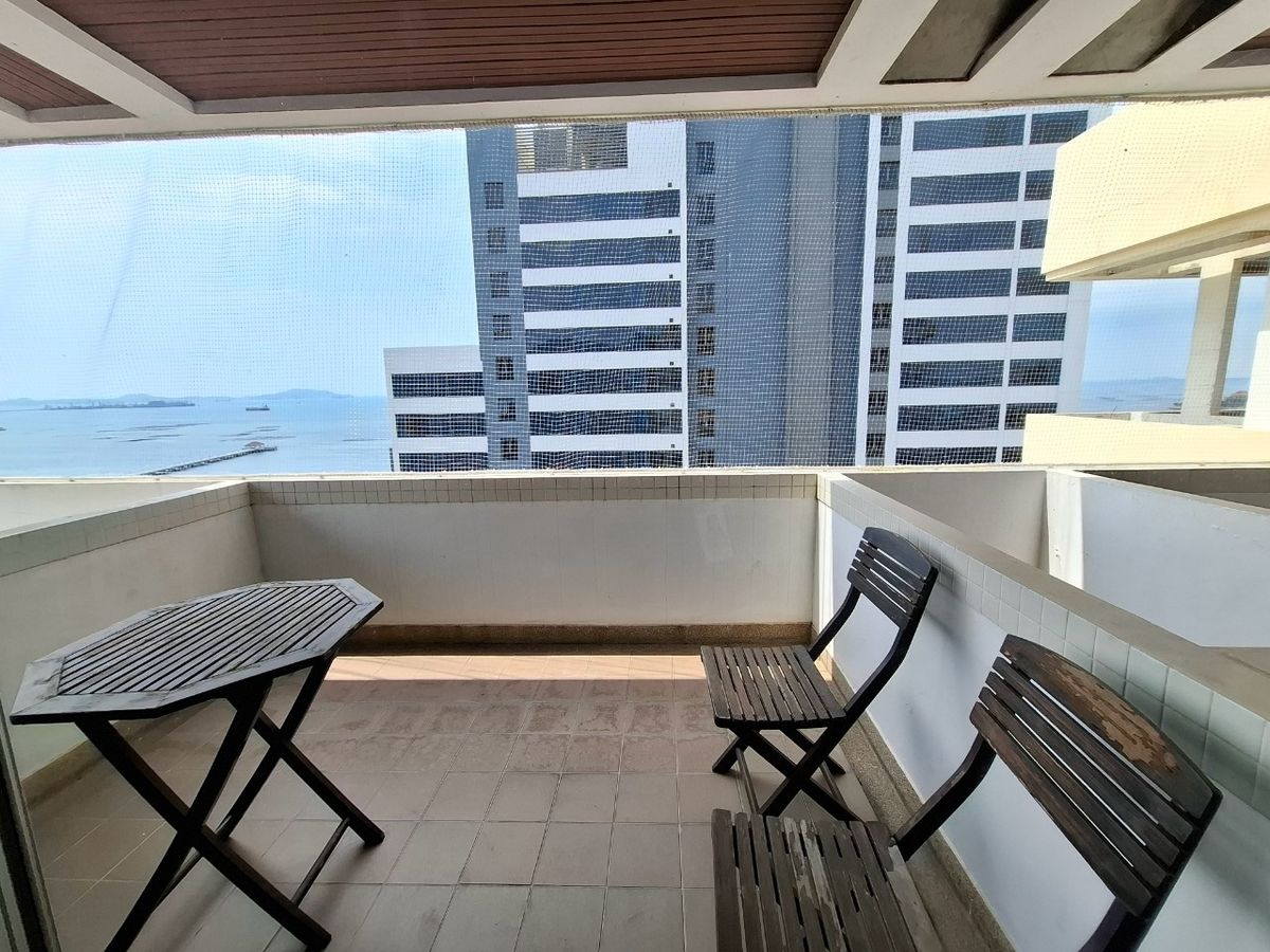 For SaleCondoSriracha Laem Chabang Ban Bueng : Condo for sale Sriracha Bay View Condo for sale Sriracha Bay View