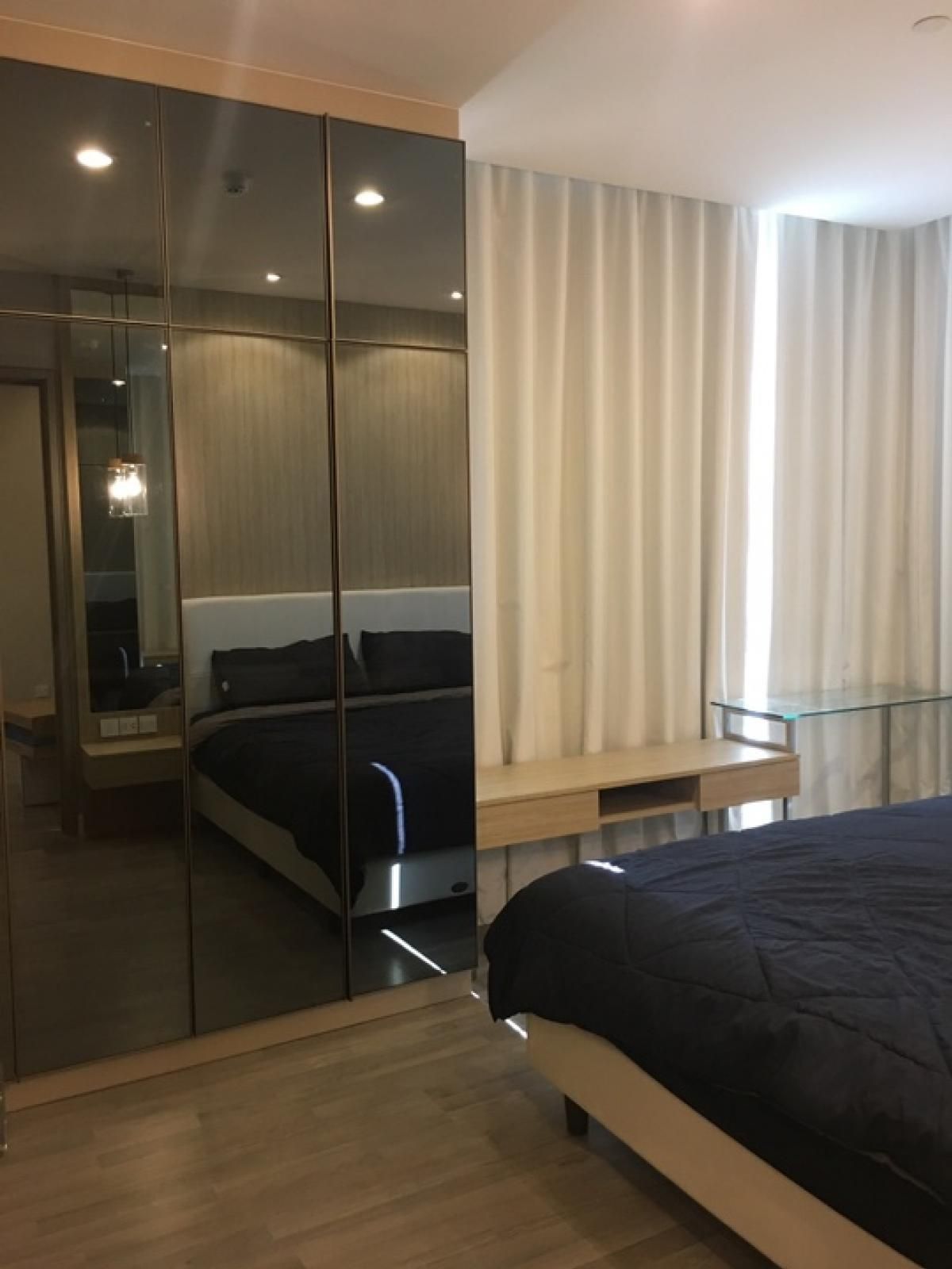 For RentCondoSiam Paragon ,Chulalongkorn,Samyan : The Room Rama 4【𝐑𝐄𝐍𝐓】🔥Clean room design: airy, light, yet elegant with a minimalist, sophisticated feel🔥  Contact Line ID: @hacondo