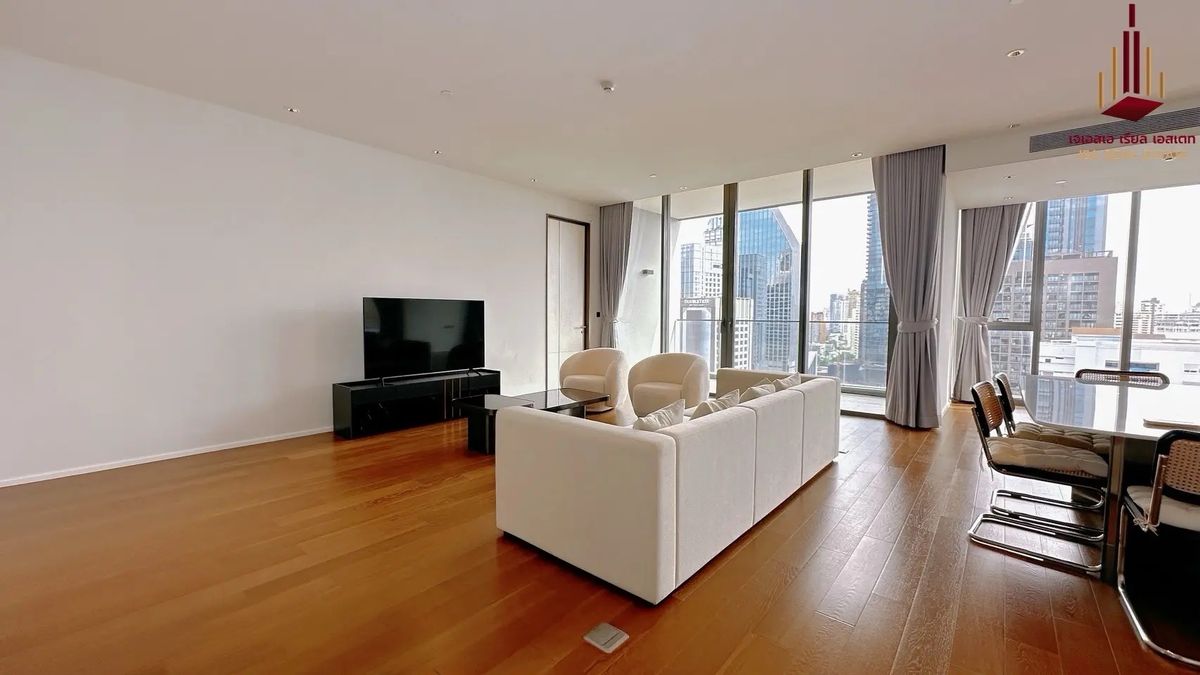 ให้เช่าคอนโดสุขุมวิท อโศก ทองหล่อ : ✨ For Rent:  Kraam Sukhumvit 26  ✨
💰 Only 180,000 THB/month