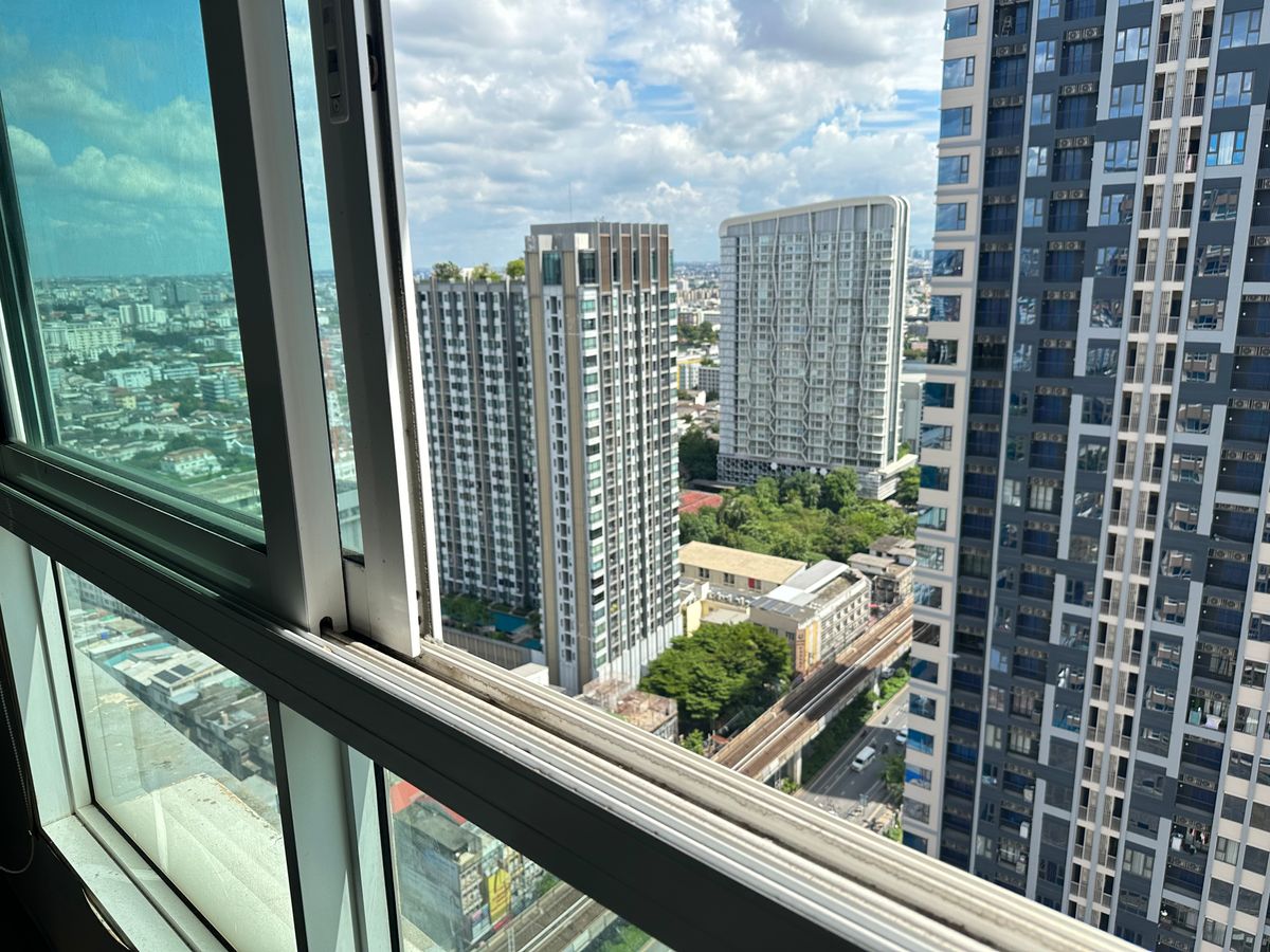For SaleCondoOnnut, Udomsuk : Below Appraisal Value! 2-Bed Diamond Sukhumvit Condo with 5% Yield, Prime On Nut Location