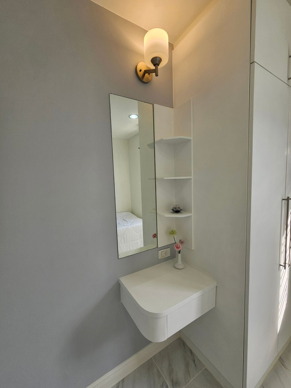 ขายทาวน์โฮมแจ้งวัฒนะ เมืองทอง : ขายพร้อมผู้เช่า ผู้เช่าพักเป็นครอบครัวชำระตรง ยิว เกือบ7%  ที่เดอะ คอนเน็ค แจ้งวัฒนะ1 