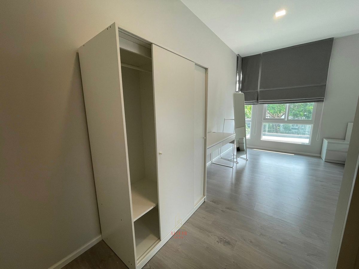 ให้เช่าบ้านลาดกระบัง สุวรรณภูมิ : RH100825 ให้เช่า บ้านเดี่ยว 2 ชั้น at Mantana Bangna-Wongwaen (รามคำแหง 2)