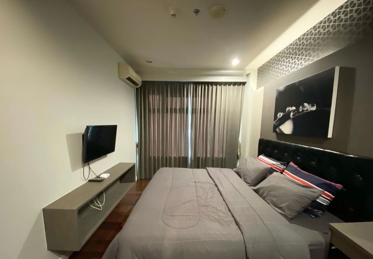 ให้เช่าคอนโดพระราม 9 เพชรบุรีตัดใหม่ RCA : เช่า เซอร์เคิล คอนโดมิเนียม ห้องใหญ่ สวย พร้อมอยู่ ใกล้ แอร์พอร์ตลิ้งค์ มักกะสัน สนใจแอตไลน์ครับ@841qqlnr