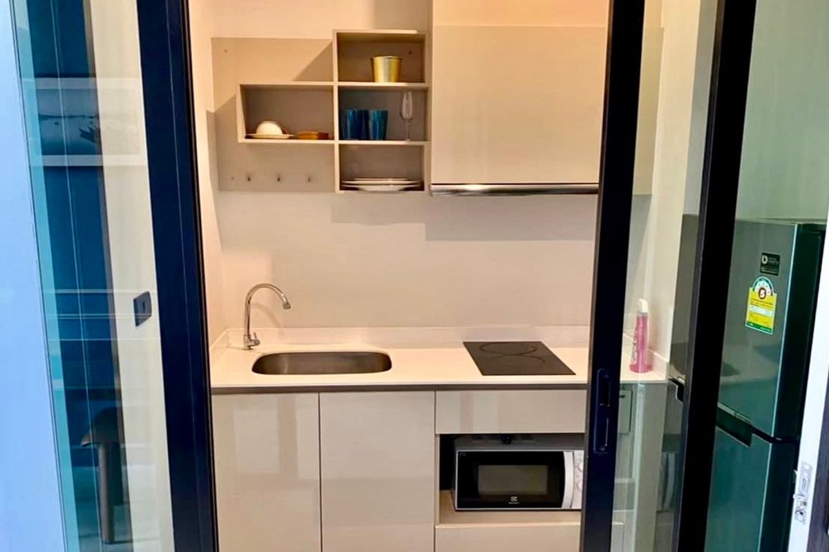 ขายคอนโดพระราม 9 เพชรบุรีตัดใหม่ RCA : 🔥 สำหรับขาย !! วิวเมือง / วิวสระว่ายน้ำ, ชั้นสูง 13++!! 🔥 Code C20230500240..........The Niche Pride Thonglor-Phetchaburi, 1 ห้องนอน, 1 ห้องน้ำ, แต่งครบ, ราคาพิเศษ!!📣📣