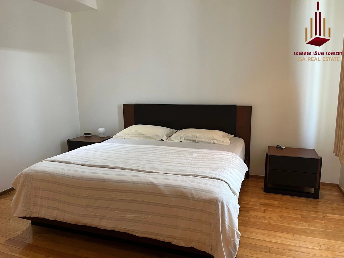 ขายคอนโดสาทร นราธิวาส : ✨ Sale : The Empire Place ✨ 💰 Only 20,500,000 THB