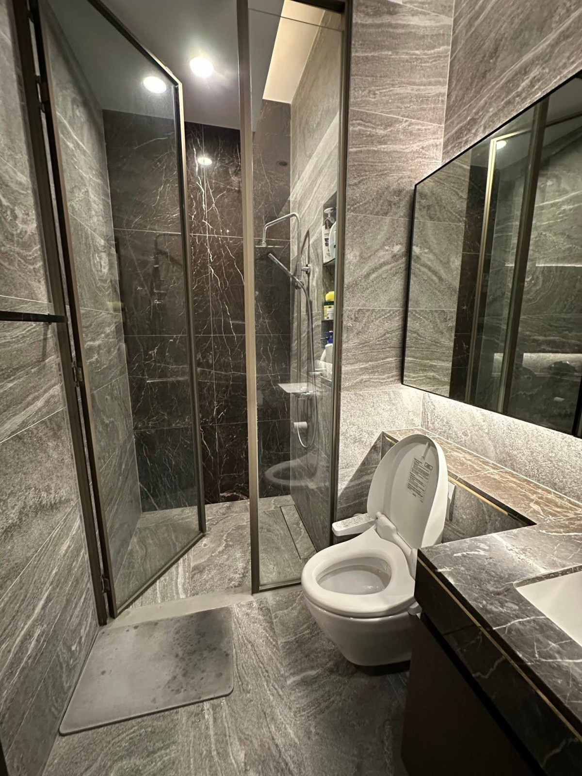 For SaleCondoSukhumvit, Asoke, Thonglor : For Sale Condo , The Esse Sukhumvit 36 , BTS-Thong Lo , Phra Khanong , Khlong Toei , Bangkok , CX-147021