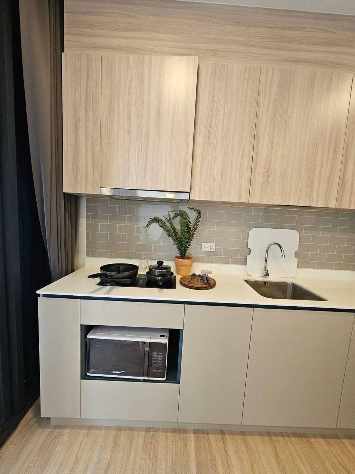 For SaleCondoRatchathewi,Phayathai : XT Phayathai【𝐒𝐄𝐋𝐋 & 𝐑𝐄𝐍𝐓】🔥Creative concept, modern room with full design🔥  Contact Line ID: @hacondo