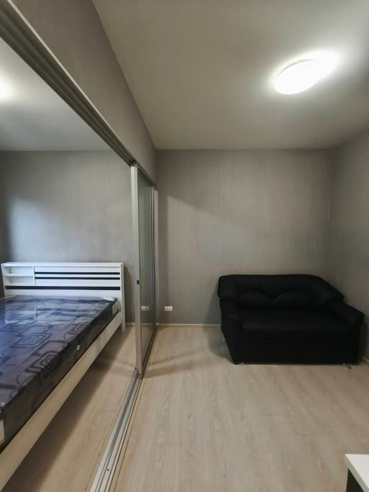 ให้เช่าคอนโดปทุมธานี รังสิต ธรรมศาสตร์ : 7000 hot price plum park phase 3