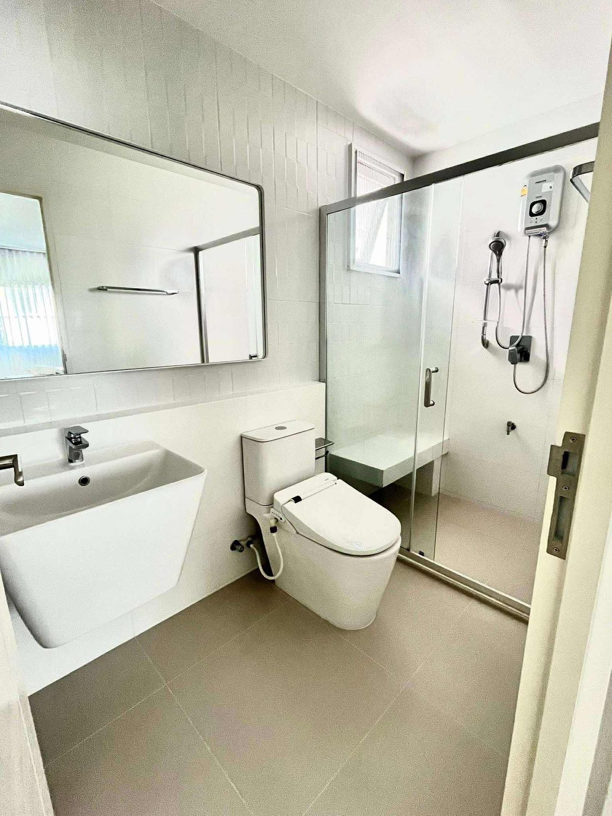 ให้เช่าบ้านบางนา แบริ่ง ลาซาล : ให้เช่า บ้านเดี่ยว Villaggio 2 ศรีนครินทร์–บางนา ขนาด 30 ตารางวา 3 ห้องนอน พร้อมอยู่ ตำบลบางแก้ว อำเภอบางพลี จังหวัดสมุทรปราการ