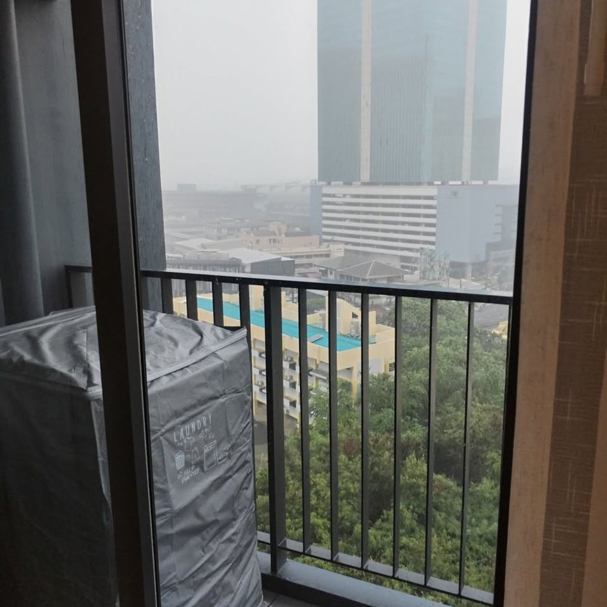 ให้เช่าคอนโดพระราม 9 เพชรบุรีตัดใหม่ RCA : เช่าคอนโด The Tree Pattanakarn - Ekkamai/เดอะ ทรี พัฒนาการ - เอกมัย (G6810009)