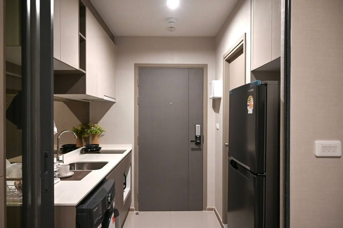 ให้เช่าคอนโดพระราม 9 เพชรบุรีตัดใหม่ RCA : เช่าคอนโด IDEO Rama 9 - Asoke/ไอดีโอ พระราม 9 - อโศก (B6810071)