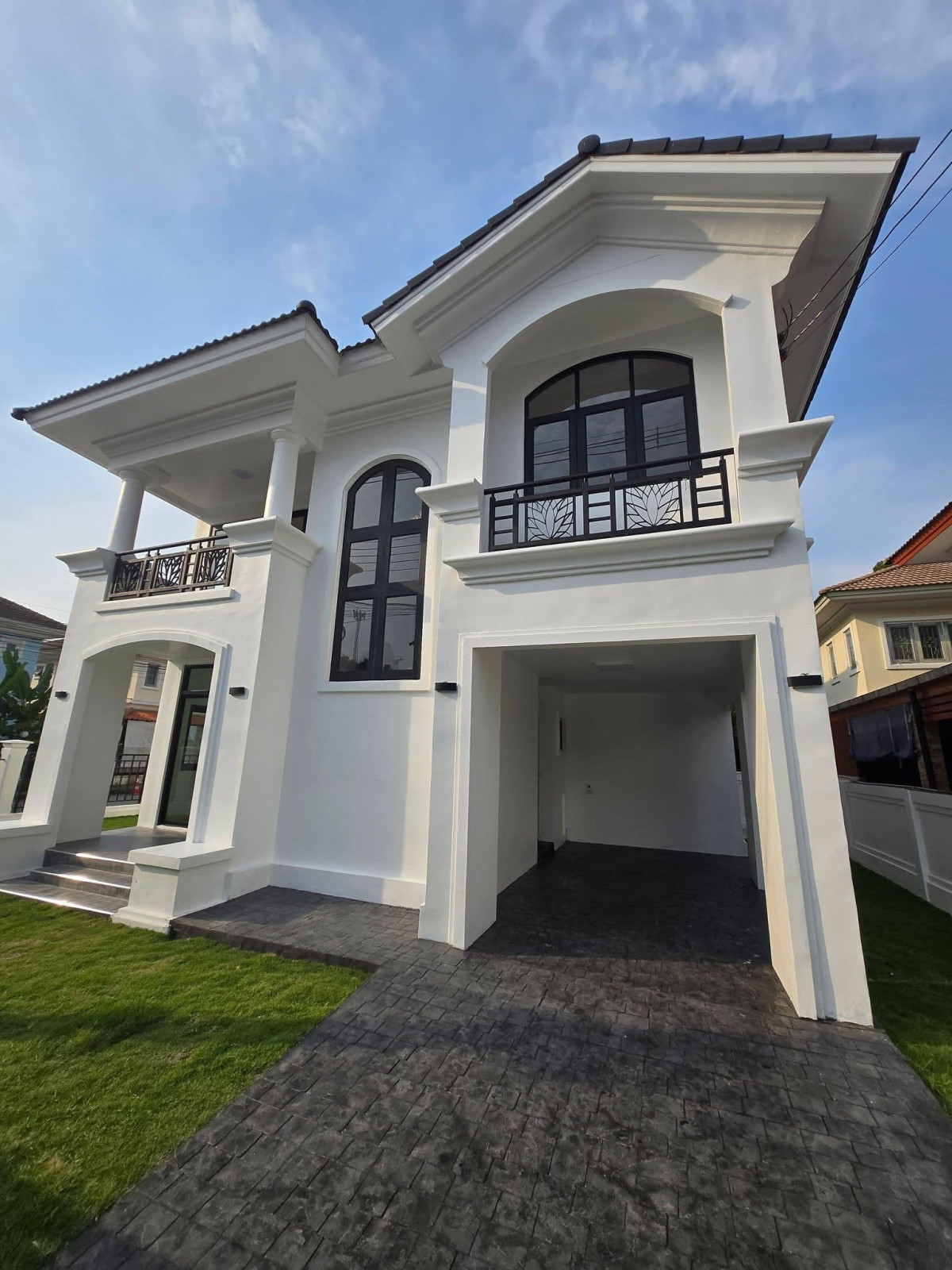 ขายบ้านปทุมธานี รังสิต ธรรมศาสตร์ : ขายบ้าน  บ้านภัสสร 3 รังสิตคลอง 3 หน้ากว้าง รีโนเวทใหม่ คลองสาม คลองหลวง ปทุมธานี   CX-147241