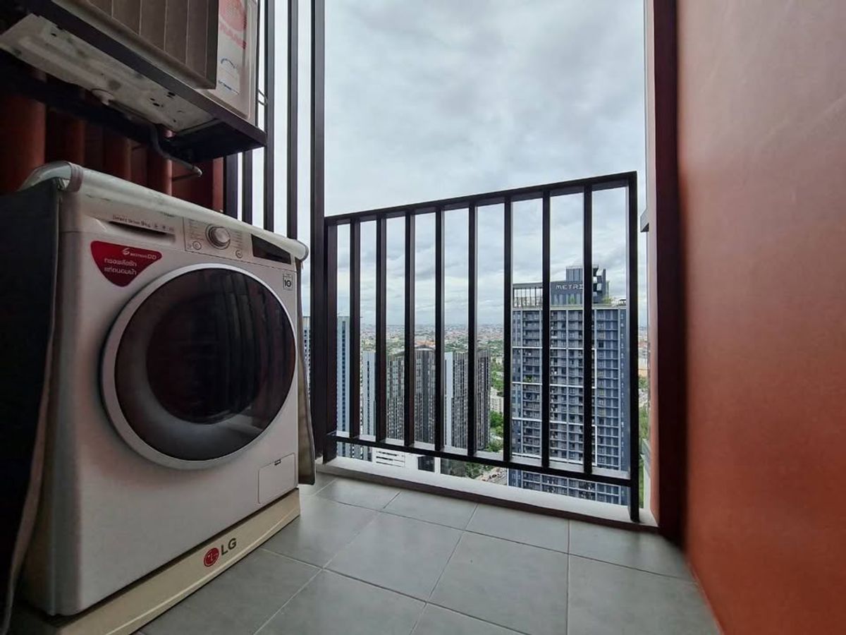 ให้เช่าคอนโดพระราม 9 เพชรบุรีตัดใหม่ RCA : เช่าคอนโด The Base Garden Rama 9/เดอะ เบส การ์เดน พระราม 9 (B6810063)