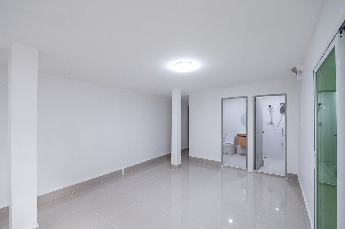 ขายบ้านลาดพร้าว101 แฮปปี้แลนด์ : ขายบ้าน  ชุมชนร่วมใจพัฒนา ลาดพร้าว 101 MRT-ลาดพร้าว 101 (สายสีเหลือง) คลองจั่น เขต บางกะปิ กรุงเทพ CX-133874